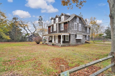 14 Halsey Ave, East Quogue, NY 11942 - photo 3