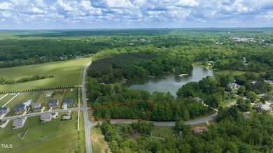 4-web-or-mls-464 W Lake Trail-4