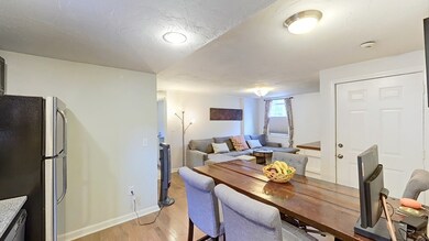 224 W Sixth St unit 2, Boston, MA 02127 - photo 2