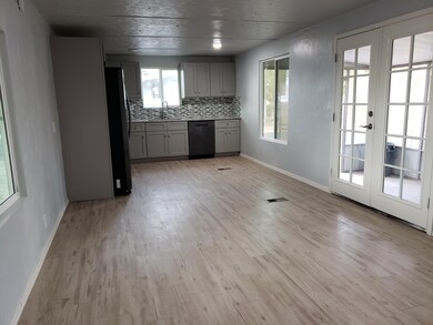 living room looking towards AZ room