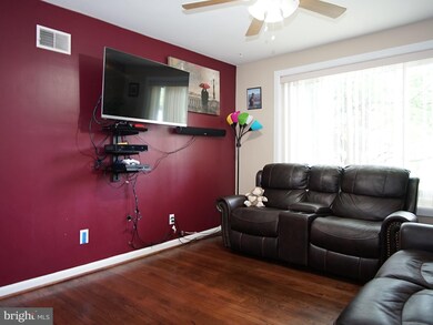 5702 64th Ave, Riverdale, MD 20737 - photo 4