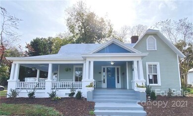 621 W Sharpe St, Statesville, NC 28677 - photo 2