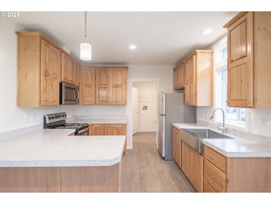 3223 Comber Ct NE, Salem, OR 97305 - photo 7