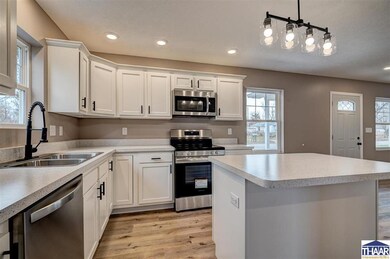 1663 7th Ave, Terre Haute, IN 47807 - photo 6