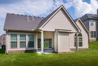 2043 Creekside Manor Ln, Knoxville, TN 37932 - photo 2