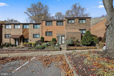 8961 Skyrock Ct, Columbia, MD 21046 - photo 2