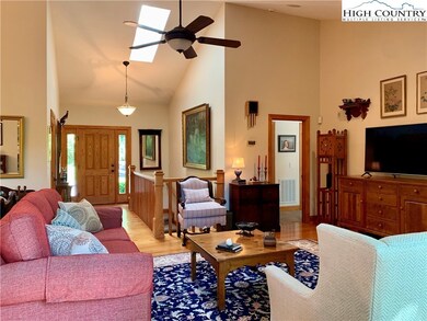 200 Yonahlossee Trail, Blowing Rock, NC 28605 - photo 6