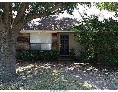 Exterior Front. Tons of shade from this massive Live Oak in the front yard