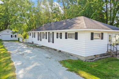 5112 Columbus Ave, Anderson, IN 46013 - photo 2