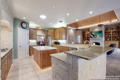 22806 Fossil Ridge, San Antonio, TX 78261 - photo 6