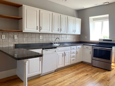 805 E 4th St unit 3, Boston, MA 02127 - photo 2