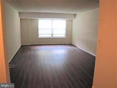 7680 Tremayne Place unit 208, McLean, VA 22102 - photo 3