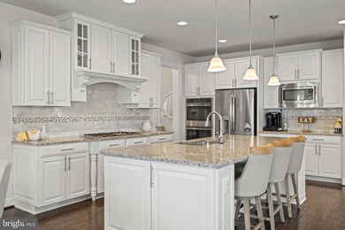 824 Sebastian Ln, Gambrills, MD 21054 - photo 7