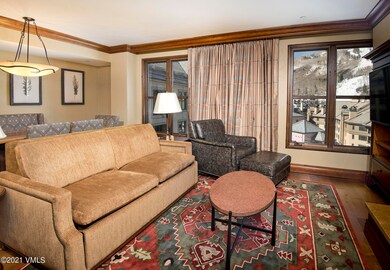 Park-Hyatt-4051-MLS_05