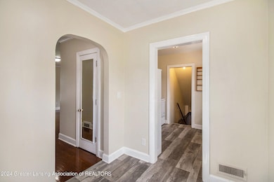 814 N Martin Luther King jr Blvd, Lansing, MI 48915 - photo 2