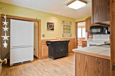 7 Cedar Ave, Old Orchard Beach, ME 04064 - photo 6