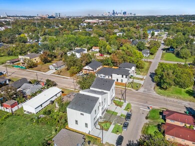 7524 La Salette St, Houston, TX 77021 - photo 5