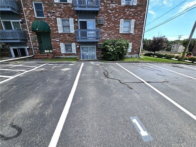 200 Manville Hill Rd unit 1, Cumberland, RI 02864 - photo 2