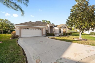 17402 SE 72nd Overbrook Ct, The Villages, FL 32162 - photo 2