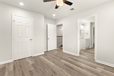 28402 Champion Oaks Dr unit 1, Magnolia, TX 77354 - photo 4