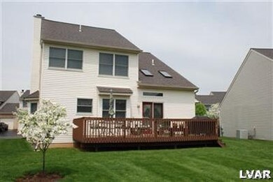 232 Ridings Cir, Macungie, PA 18062 - photo 3