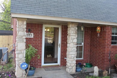 513 N Avenue B, Springtown, TX 76082 - photo 4