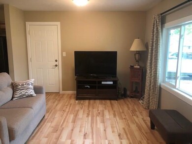 2216 Dawnshire Dr, Columbus, IN 47203 - photo 4