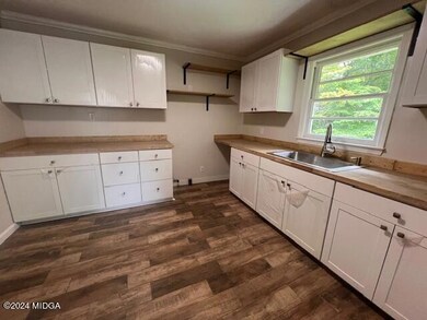 933 Glenbrook Rd, Macon, GA 31210 - photo 4