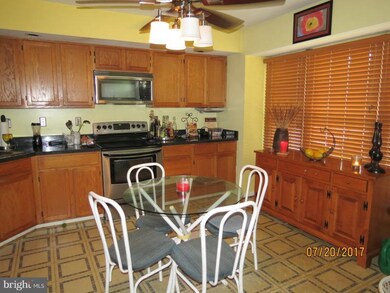 8754 Birkenhead Ct, Laurel, MD 20723 - photo 7