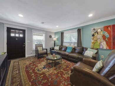 912 Northwood St, Houston, TX 77009 - photo 6