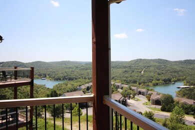 Central Deck View