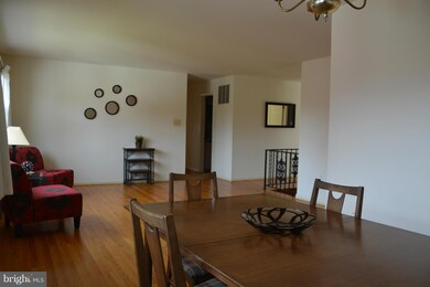 6615 Hulvey Terrace, Alexandria, VA 22306 - photo 4