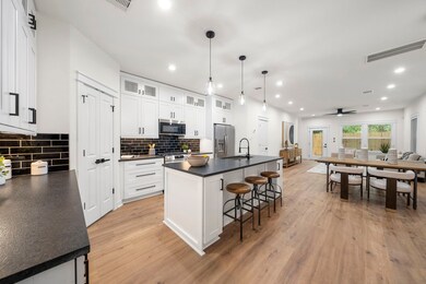 3408 Garapan St, Houston, TX 77091 - photo 5