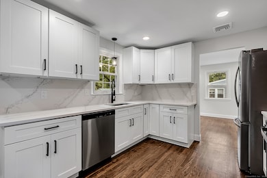 85 Elmwood Dr, Meriden, CT 06450 - photo 6