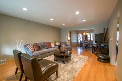 1911 Suffolk Ave, Westchester, IL 60154 - photo 4