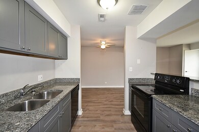 1362 S Glen Cir unit A, Aurora, IL 60506 - photo 6