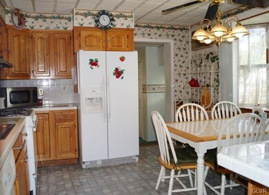 720 7th St, Whitehall, PA 18052 - photo 3