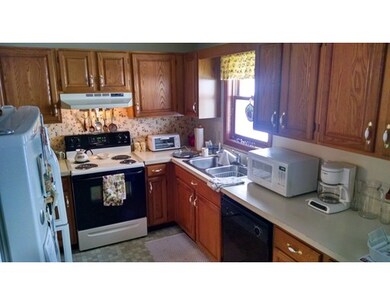 5 Hinman St unit 3, Fiskdale, MA 01518 - photo 3