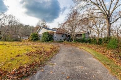 4851 Hillsdale Cir, Chattanooga, TN 37416 - photo 4