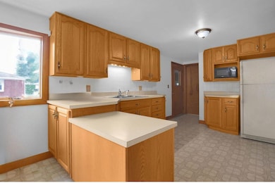 24 Sunset Dr, Shelby, OH 44875 - photo 3