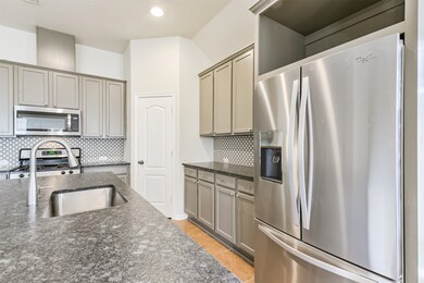 8210 Terrace Brook Dr, Houston, TX 77040 - photo 6