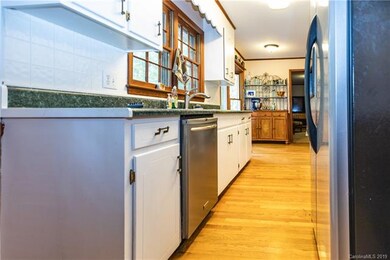 932 Brookwood Ct, Statesville, NC 28677 - photo 6