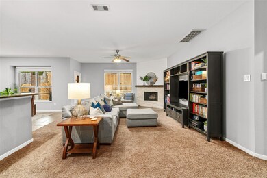 1071 Cedar Lake Ct, Conroe, TX 77384 - photo 2