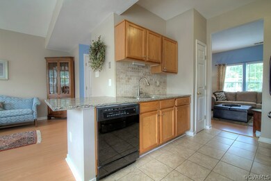 2816 Queensland Dr unit 2816, Henrico, VA 23294 - photo 7