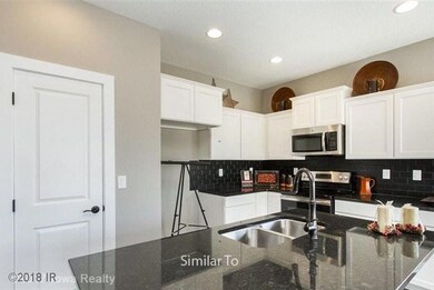 5609 Prairie Grass Dr, Johnston, IA 50131 - photo 4