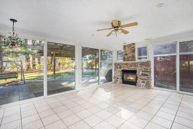 201 E Douglas St, Bangor, MI 49013 - photo 3