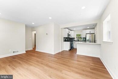 9011 Highland Dr, Adelphi, MD 20783 - photo 6