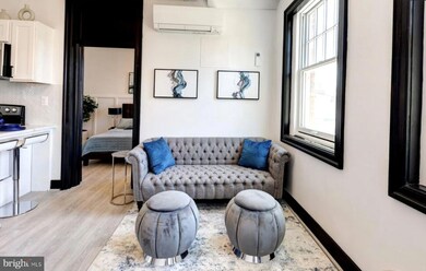 1005 N Charles St unit 3C, Baltimore, MD 21201 - photo 4