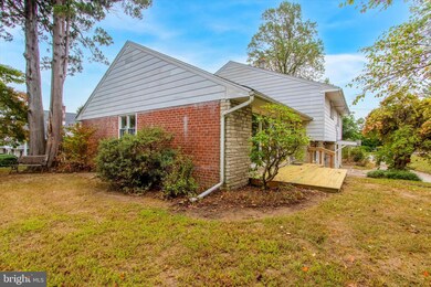 140 Lawrence Rd, Broomall, PA 19008 - photo 2