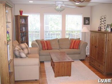 4592 Jasmine Dr, Center Valley, PA 18034 - photo 2